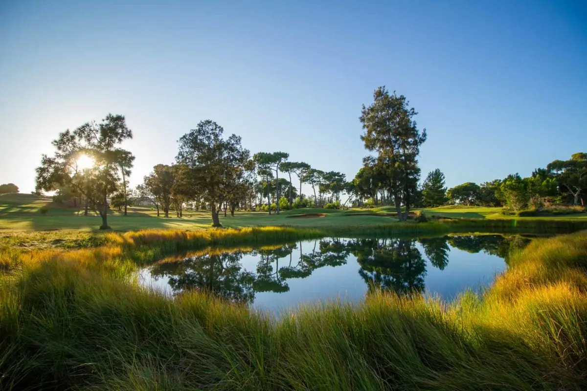 Glenelg Golf Club - Par 4, 9th Hole / Photo: David Brand